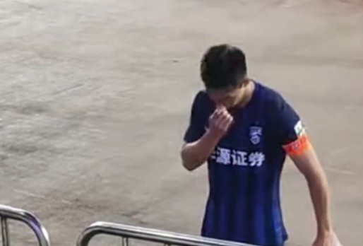 体坛周报:贺惯发言可以看出三镇已默认降级局面